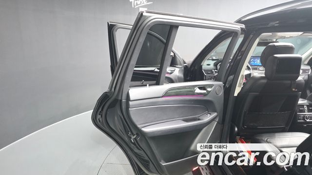 Mercedes-Benz GLS-Class (X166) GLS350 d 4MATIC 2017 — фото 24