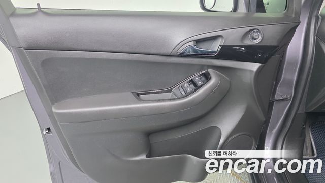 Chevrolet Orlando 2.0 Diesel LT Premium 2014 — фото 24