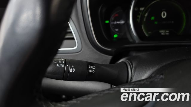 Renault Korea QM6 Diesel 4WD LE 2017 — фото 28