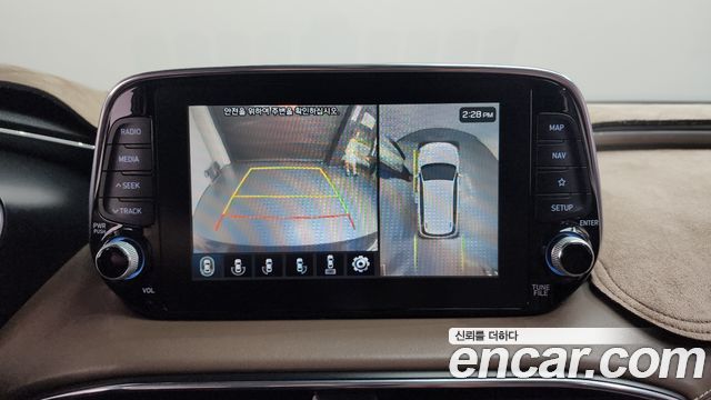 Hyundai Santa Fe (TM) Diesel 2,0 4WD Prestige 2020 — фото 14