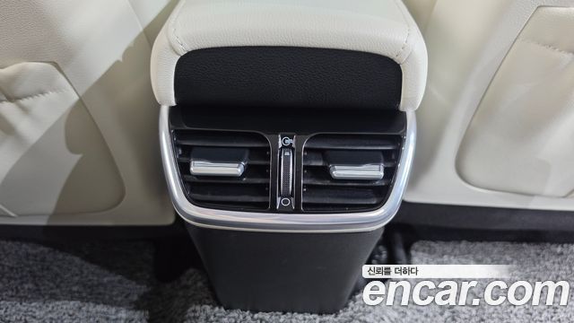 Hyundai Grandeur (IG) 2.5 Le Blanc 2023 — фото 40