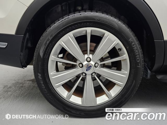 Ford Explorer 2.3 Limited 4WD 5th 2018 — фото 5