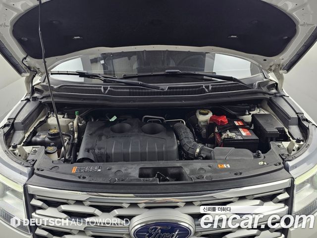 Ford Explorer 2.3 Limited 4WD 5th 2018 — фото 6