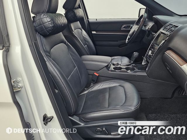 Ford Explorer 2.3 Limited 4WD 5th 2018 — фото 10