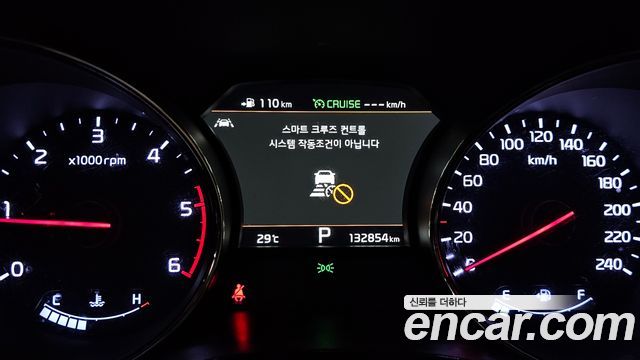 Kia Carnival 9-Seater Hi-Limousine Noblesse Special 2020 — фото 8