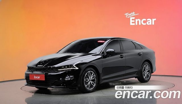 Kia K5 (III) 2.0 Trendy 2023 — фото 1
