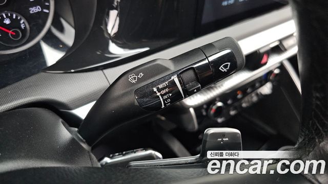 Kia K5 (III) 2.0 Trendy 2023 — фото 35