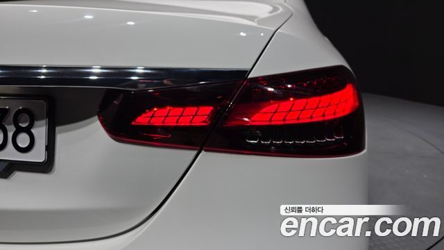 Mercedes-Benz E-Class (W213) E250 AMG Line 2023 — фото 23