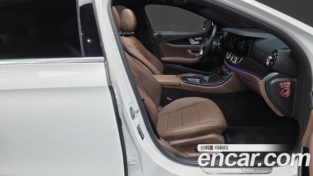 Mercedes-Benz E-Class (W213) E250 AMG Line 2023 — фото 26