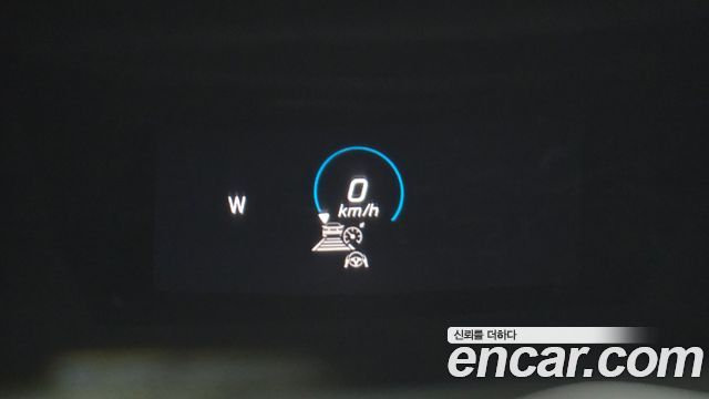 Mercedes-Benz E-Class (W213) E250 AMG Line 2023 — фото 31
