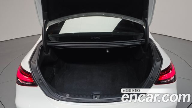 Mercedes-Benz E-Class (W213) E220d 4MATIC AMG Line 2021 — фото 20