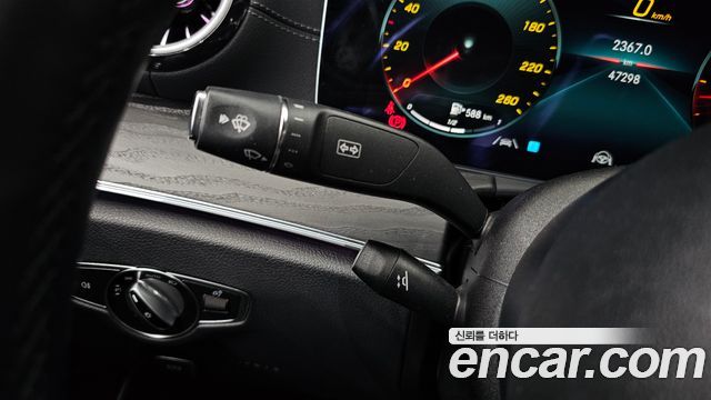 Mercedes-Benz E-Class (W213) E220d 4MATIC AMG Line 2021 — фото 34
