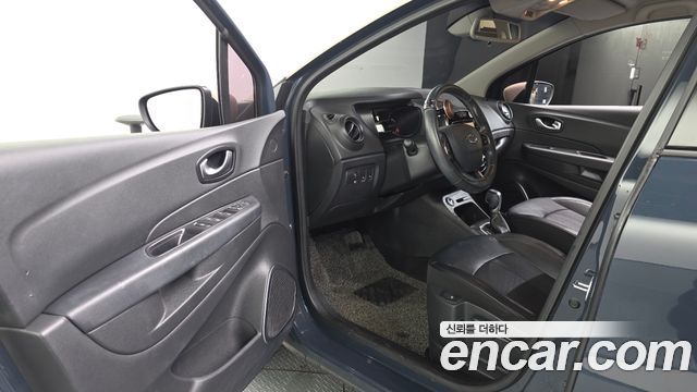 Renault Korea QM3 RE 2018 — фото 10