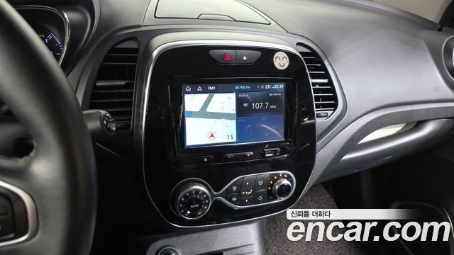Renault Korea QM3 RE 2018 — фото 15