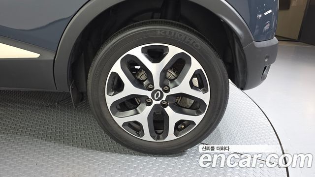 Renault Korea QM3 RE 2018 — фото 21