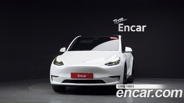 Tesla Model Y Long Range AWD 2024 — фото 3