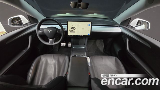 Tesla Model Y Long Range AWD 2024 — фото 7