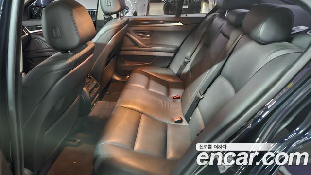 BMW 5 Series (F10) 520d xDrive M Aero Dynamic 2016 — фото 6