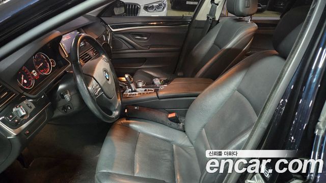 BMW 5 Series (F10) 520d xDrive M Aero Dynamic 2016 — фото 7