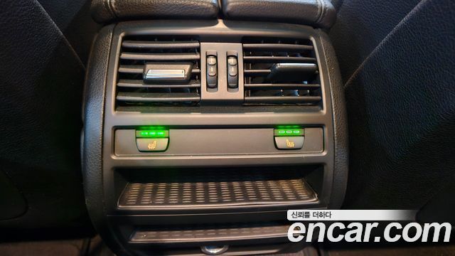 BMW 5 Series (F10) 520d xDrive M Aero Dynamic 2016 — фото 8