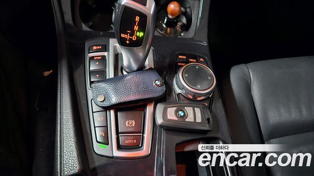 BMW 5 Series (F10) 520d xDrive M Aero Dynamic 2016 — фото 18