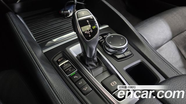 BMW X6 (F16) xDrive 30d 2016 — фото 9