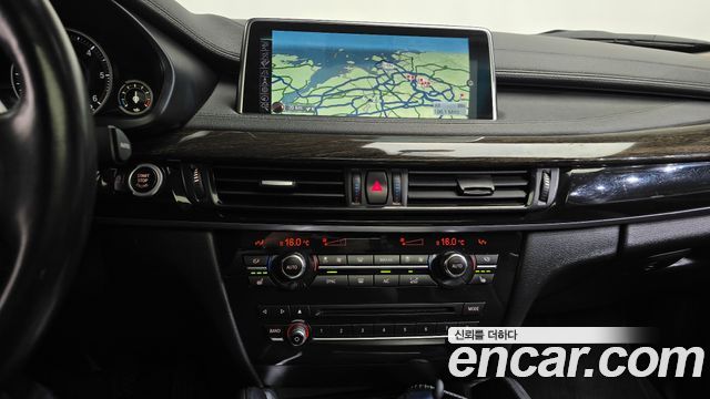BMW X6 (F16) xDrive 30d 2016 — фото 16