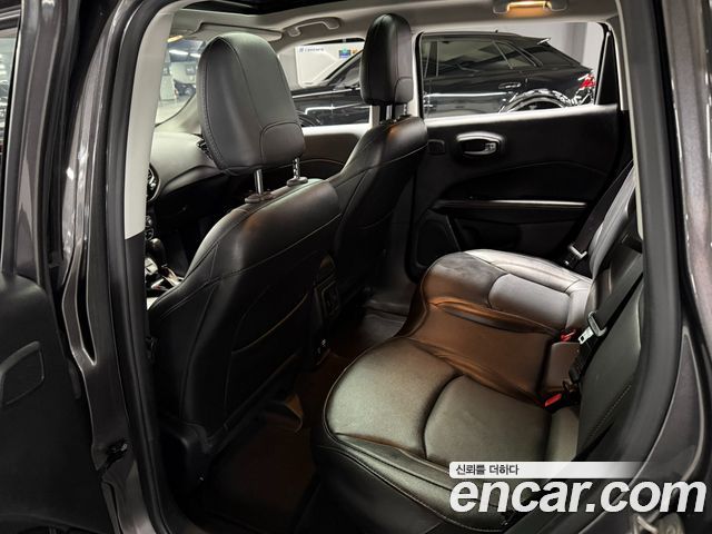Jeep Compass (II) 2.4 Limitied AWD 2019 — фото 10