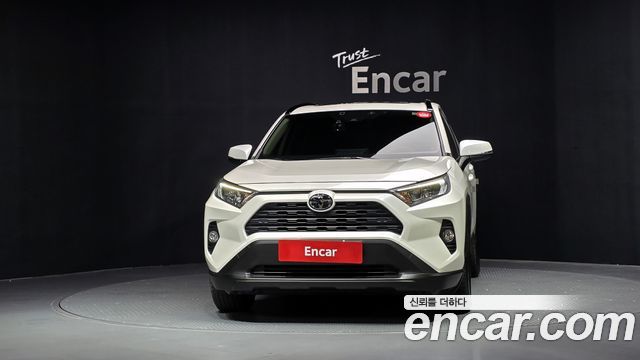 Toyota RAV4 (V) 2.5 2WD 2019 — фото 3