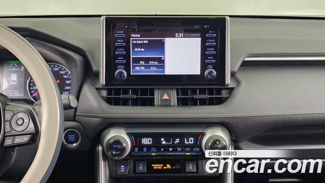 Toyota RAV4 (V) 2.5 2WD 2019 — фото 19