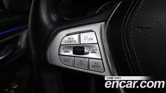 BMW 7 Series (G11) 740Li xDrive Design Pure Excellence 2020 — фото 35