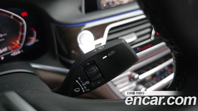 BMW 7 Series (G11) 740Li xDrive Design Pure Excellence 2020 — фото 39