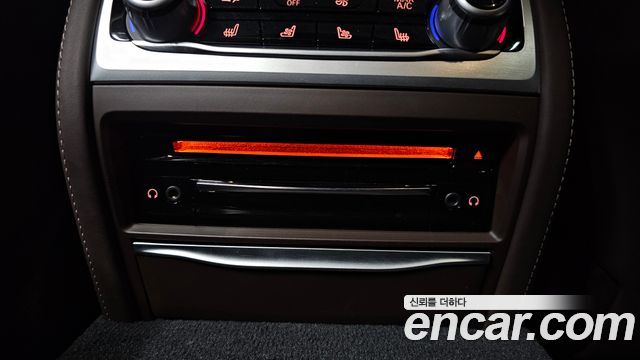 BMW 7 Series (G11) 740Li xDrive Design Pure Excellence 2020 — фото 44