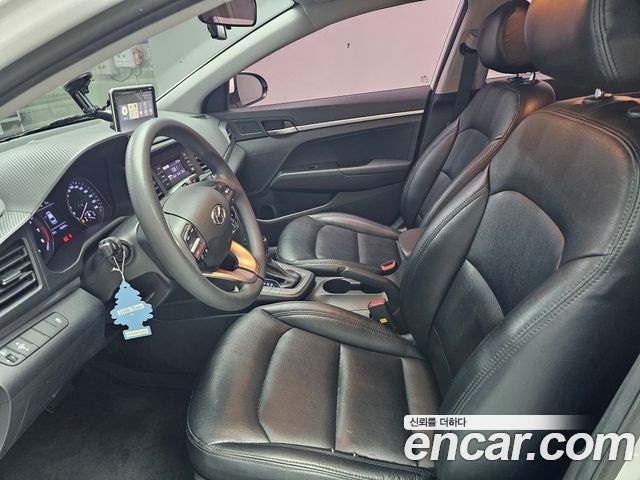 Hyundai Avante (AD) 1.6 Style 2020 — фото 16