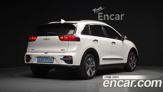 Kia Niro EV Taxi 2022 — фото 2
