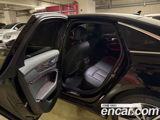 Audi A6 (C8) 45 TFSI Premium 2023 — фото 10