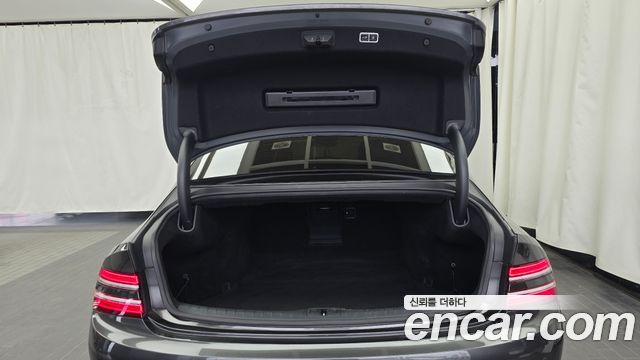 Genesis G80 (RG3) Gasoline 2.5 Turbo AWD 2022 — фото 16