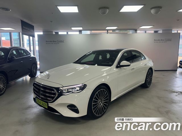 Mercedes-Benz E-Class (W214) E450 4MATIC Exclusive