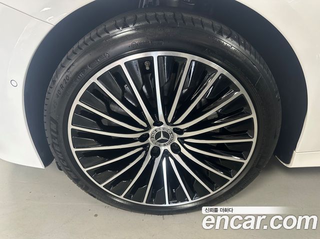 Mercedes-Benz E-Class (W214) E450 4MATIC Exclusive 2025 — фото 5