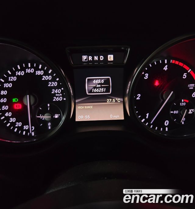Mercedes-Benz G-Class (W463) G350 BlueTEC 2013 — фото 8