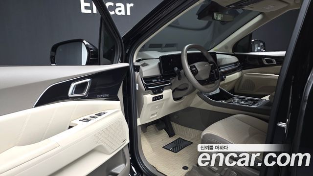 Kia Carnival (IV) HEV 9-Seater Hi-Limousine Signature 2025 — фото 10