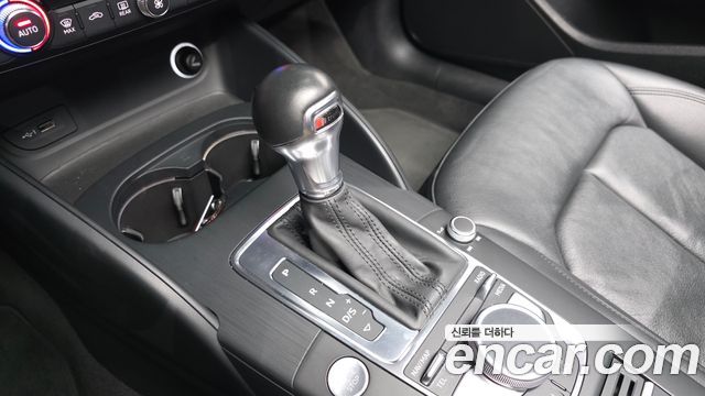Audi A3 40 TFSI 8V 2018 — фото 9