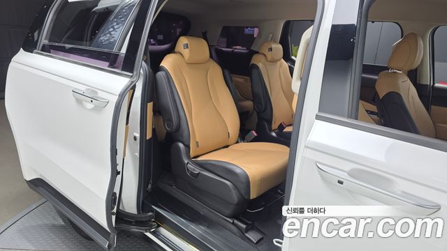 Kia Carnival (IV) Gasoline 9-Seater Noblesse 2021 — фото 16