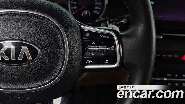 Kia Carnival (IV) Gasoline 9-Seater Noblesse 2021 — фото 22