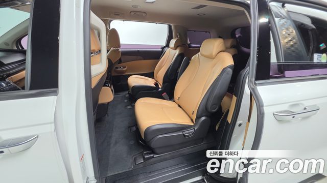 Kia Carnival (IV) Gasoline 9-Seater Noblesse 2021 — фото 32