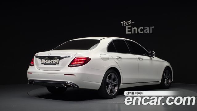 Mercedes-Benz E-Class (W213) E300 Avantgarde 2019 — фото 2