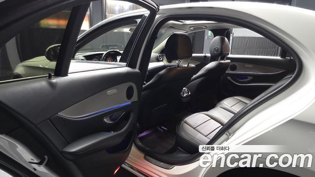 Mercedes-Benz E-Class (W213) E300 Avantgarde 2019 — фото 26