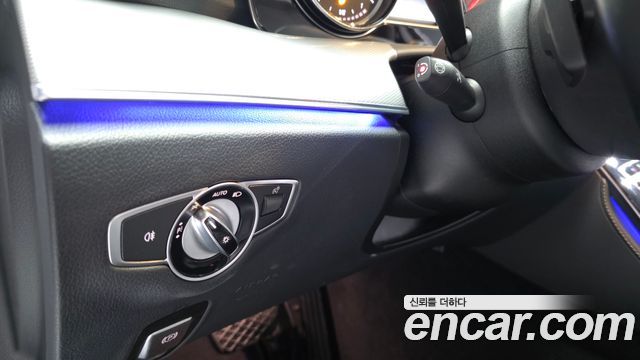 Mercedes-Benz E-Class (W213) E300 Avantgarde 2019 — фото 27