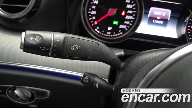 Mercedes-Benz E-Class (W213) E300 Avantgarde 2019 — фото 29