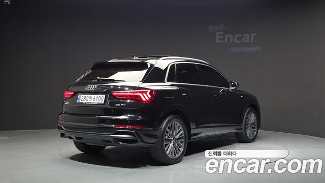 Audi Q3 (F3) 35 TDI Premium 2022 — фото 2